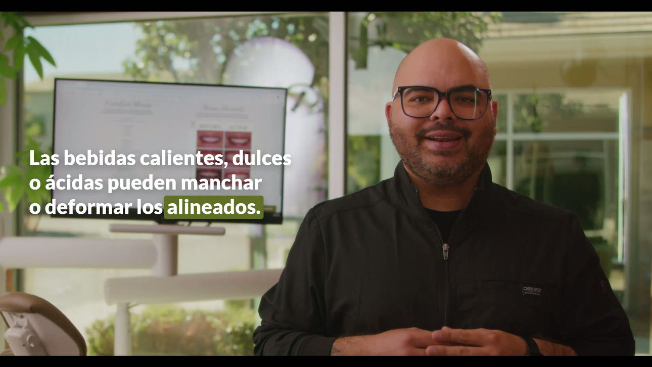 Invisalign Aftercare and Aligner Wear Guidelines Spanish